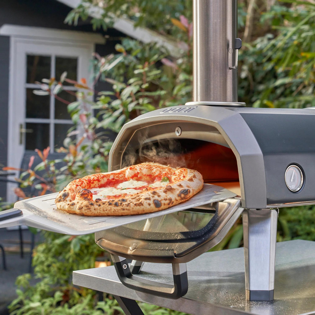 Ooni Karu Wood and Charcoal Pizza Oven 12"