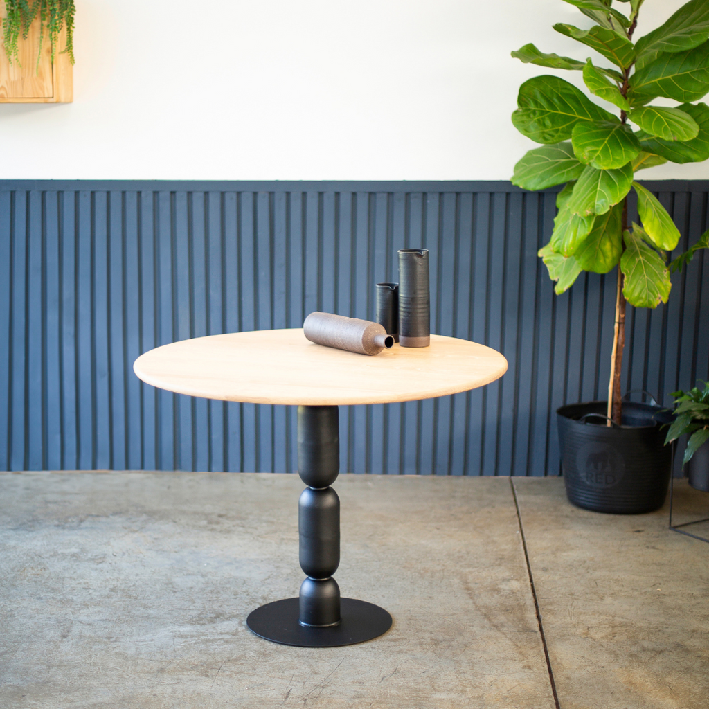 Lipa Round Cafe Table