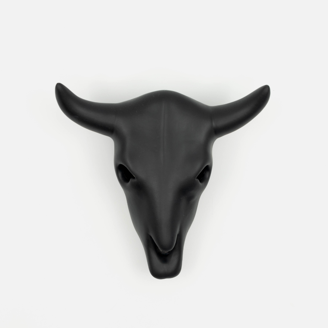 Cow Skull Medium - Black