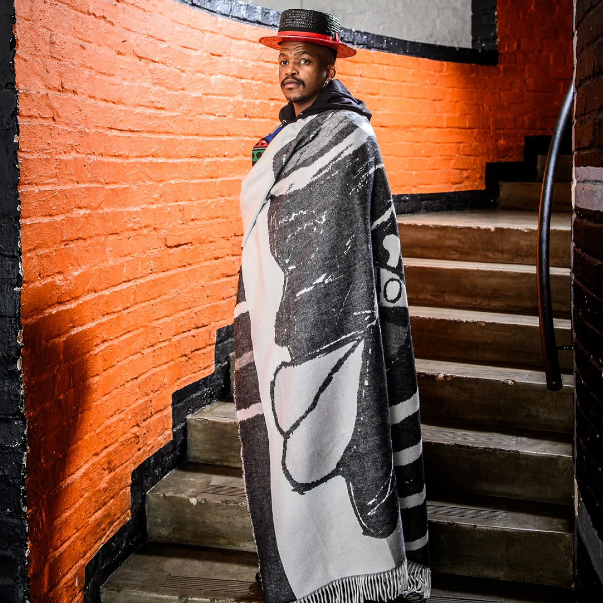 Isibusiso Sabaphansi Throw - Natural & Wild Dove
