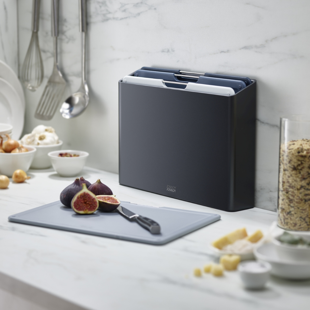 Folio™ Regular - Graphite