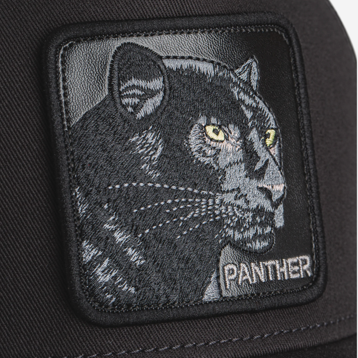 The Black Panther Trucker - Full Black