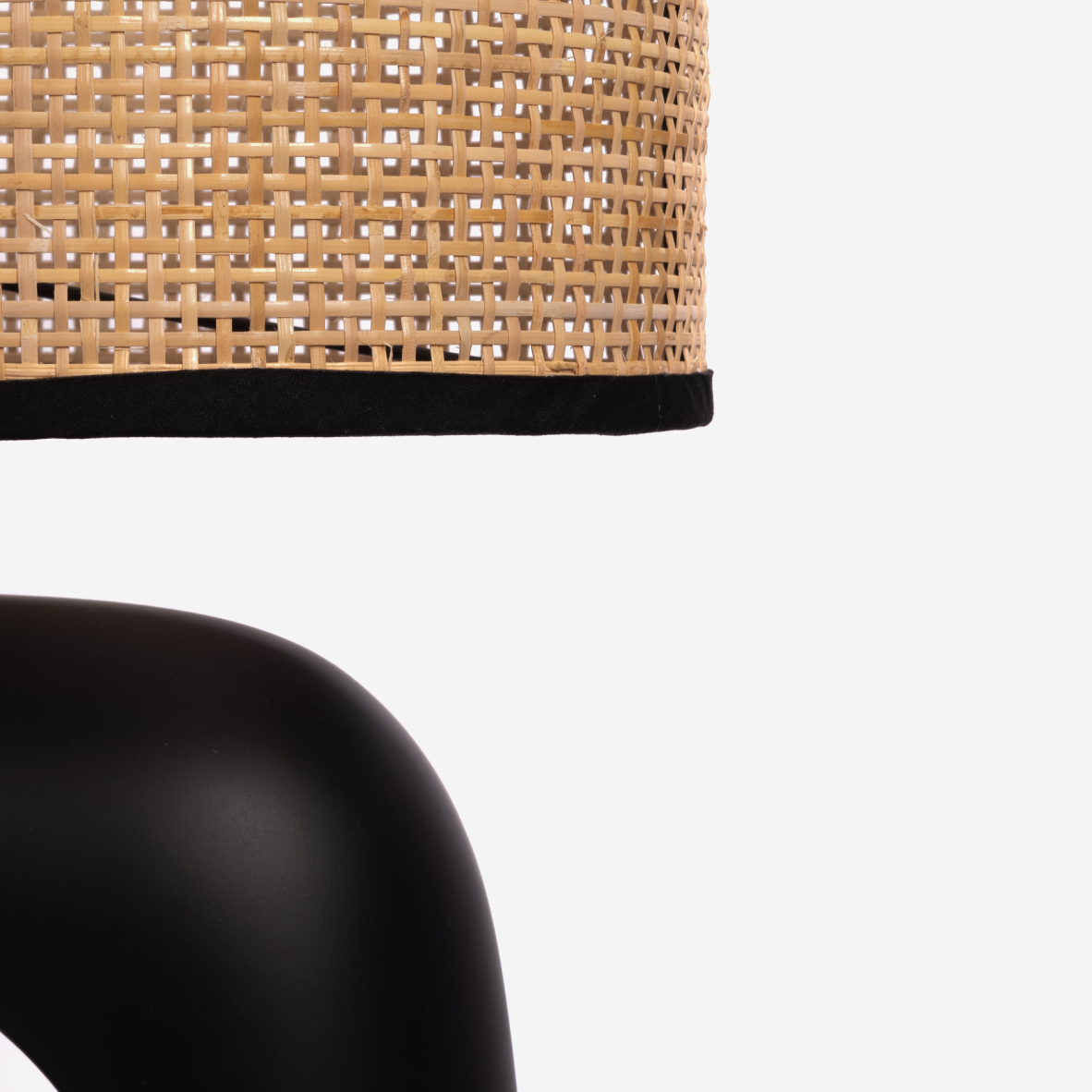 Asteria Raffia Lamp
