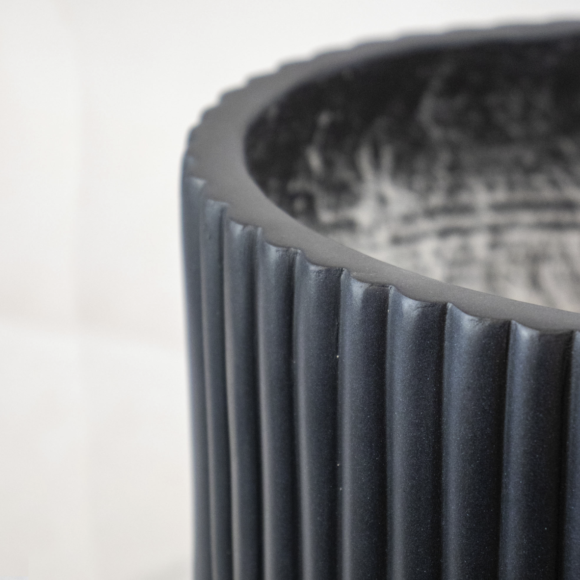 Ribbed Footed Planter Set Of 3 - Matte Black