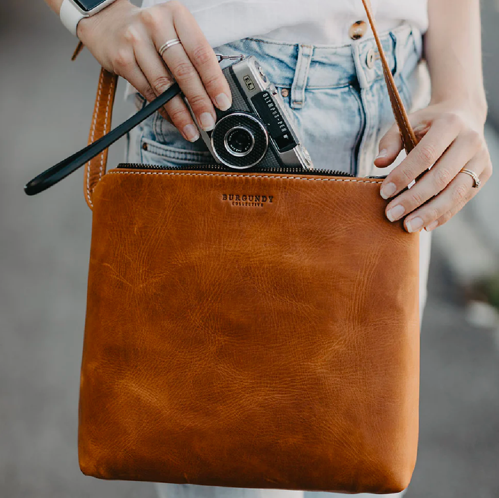 The Crossbody Bag - Tan