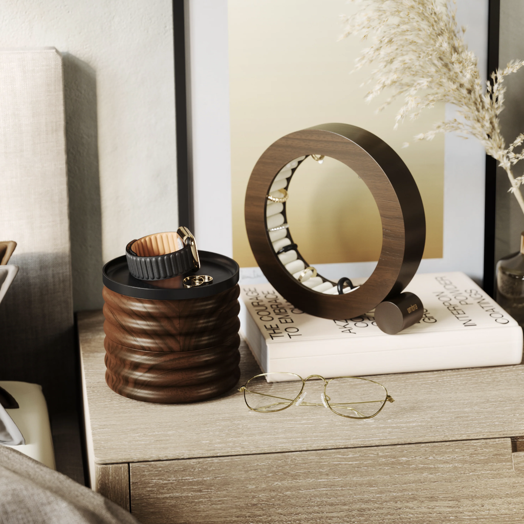 Ferris Ring Holder - Walnut