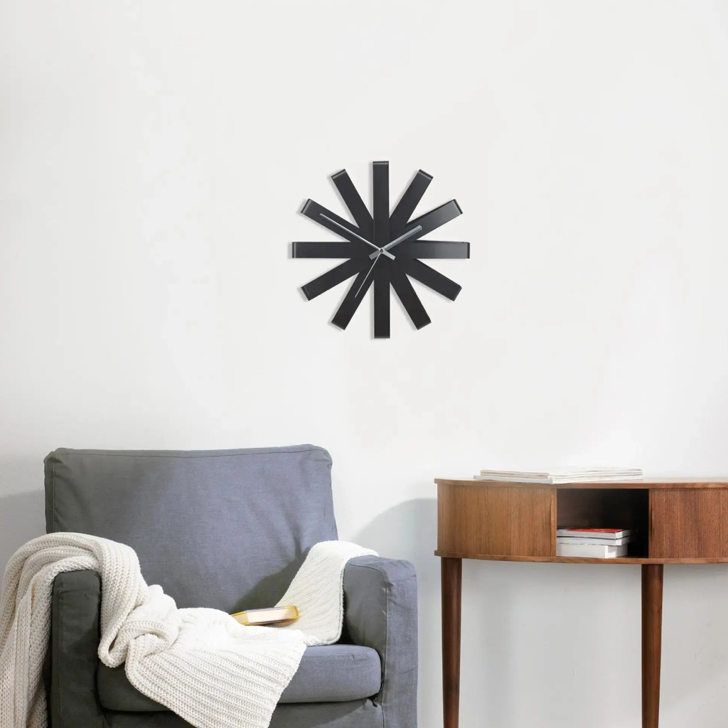 Ribbon Wall Clock - Black