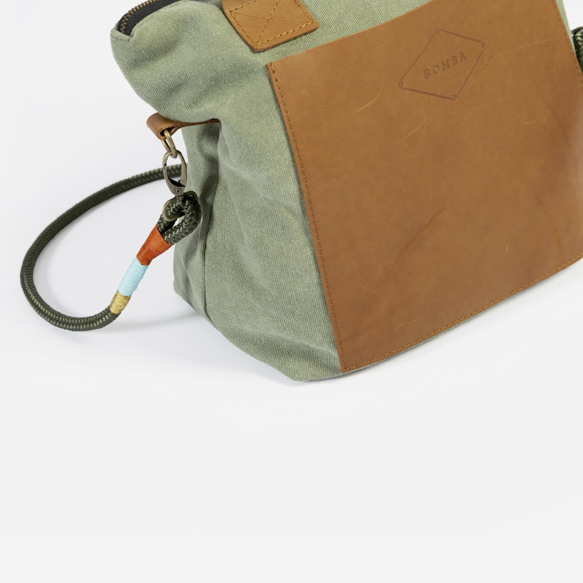 Weekday Bag  - Olive