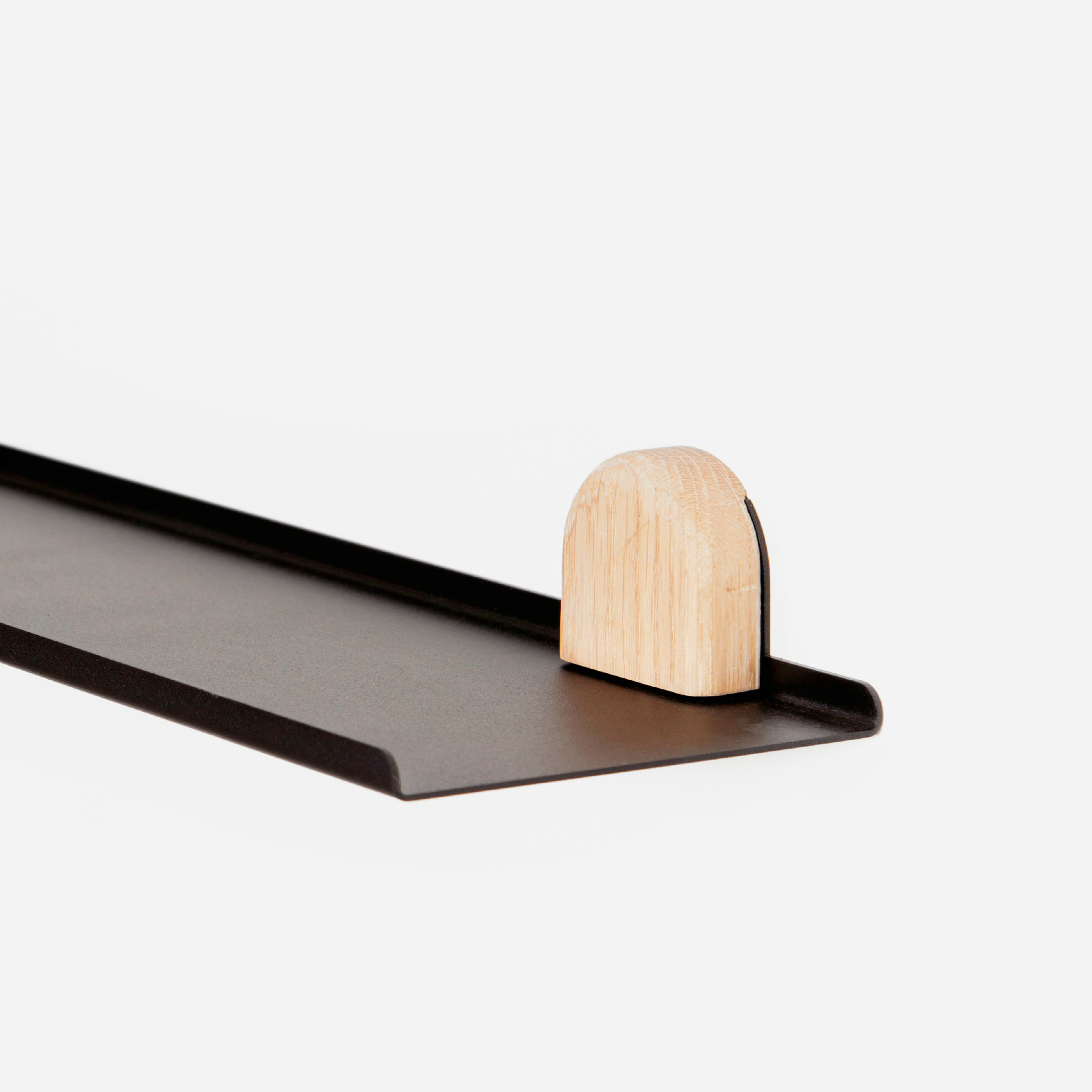 Bobby Shelf - Black / Light Oak