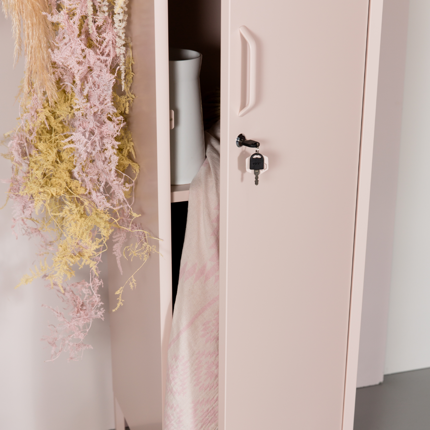 Popstrukt Sugar Cube Locker - Blush