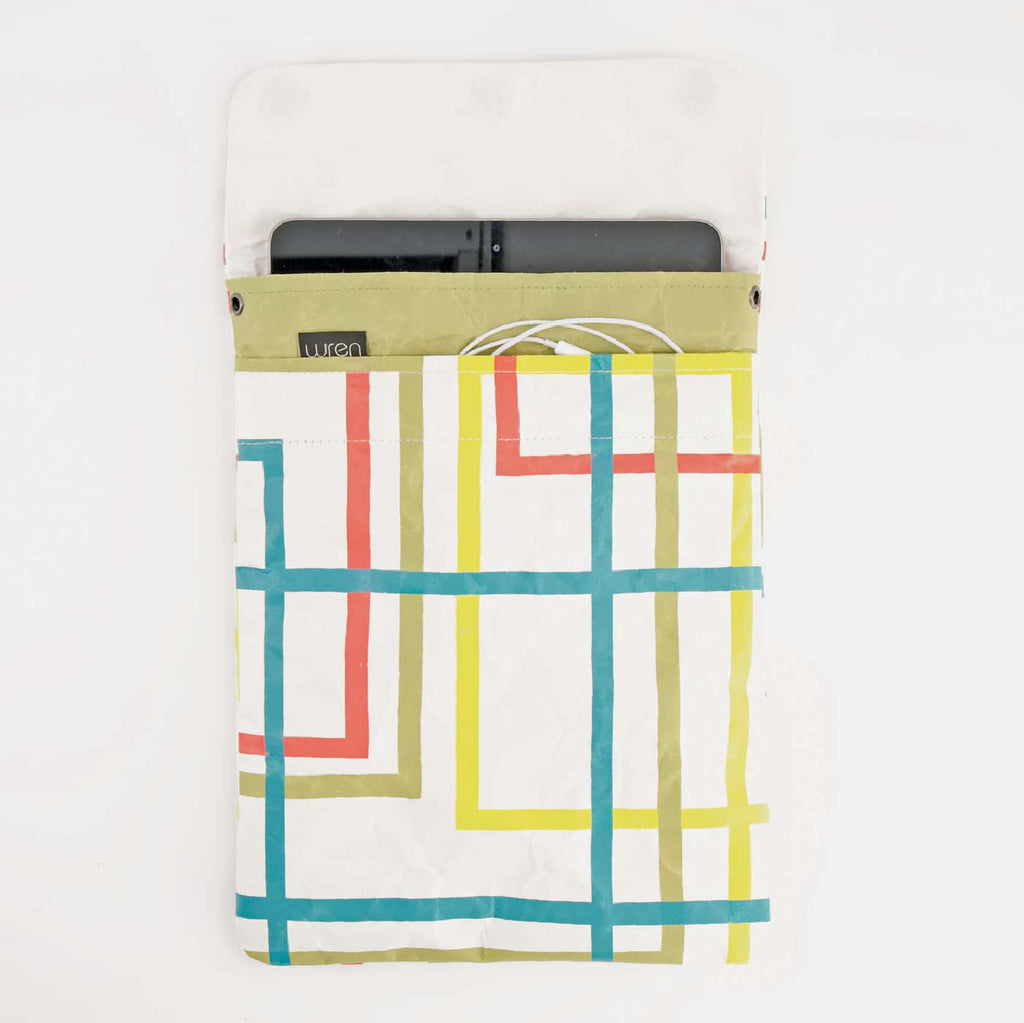 Meander Paper Ipad Sleeve