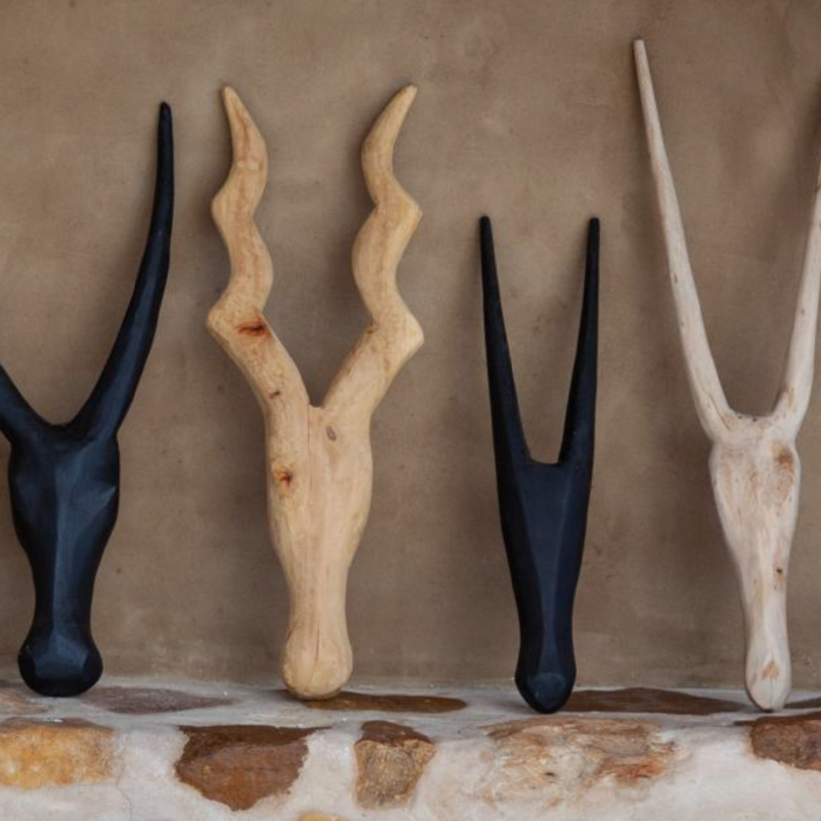 Bush Buck Narrow Horns - Stone